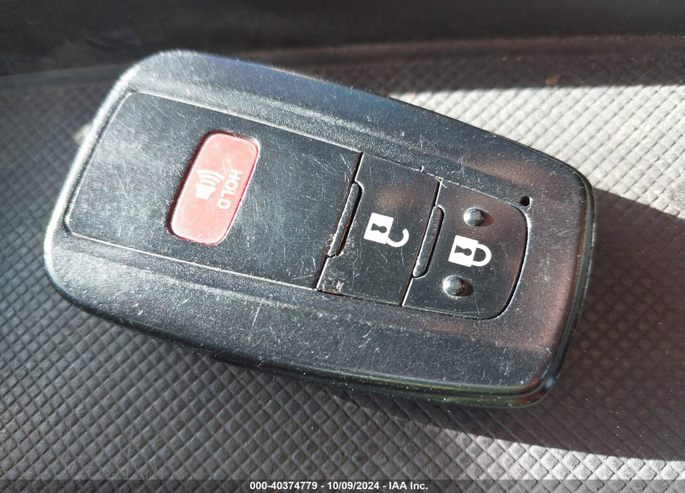 2016 TOYOTA PRIUS VIN: JTDKARFU3G3028131