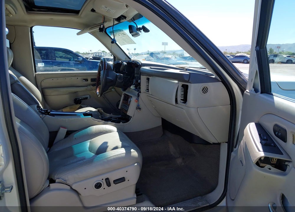 2005 CADILLAC ESCALADE STANDARD VIN: 1GYEK63N25R142745