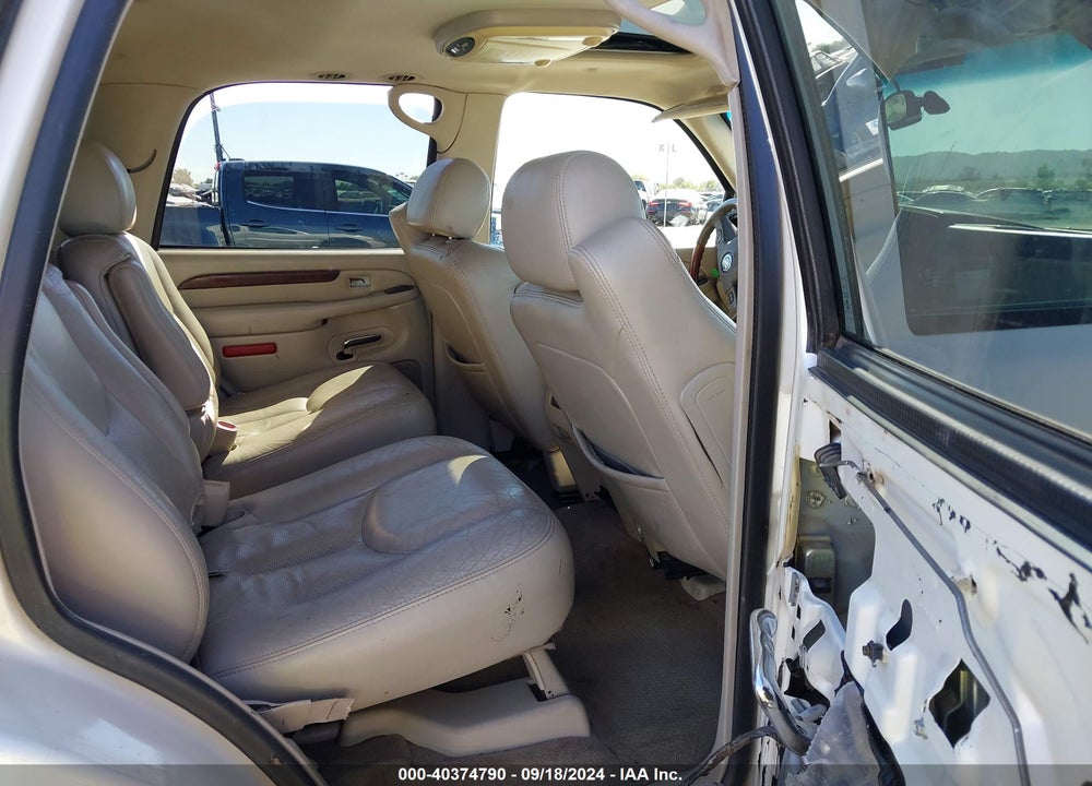 2005 CADILLAC ESCALADE STANDARD VIN: 1GYEK63N25R142745