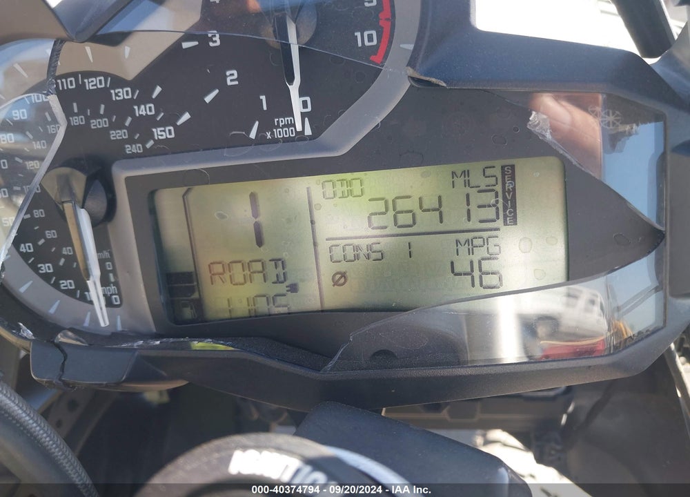 2015 BMW R1200 GS VIN: WB10A1102FZ187714