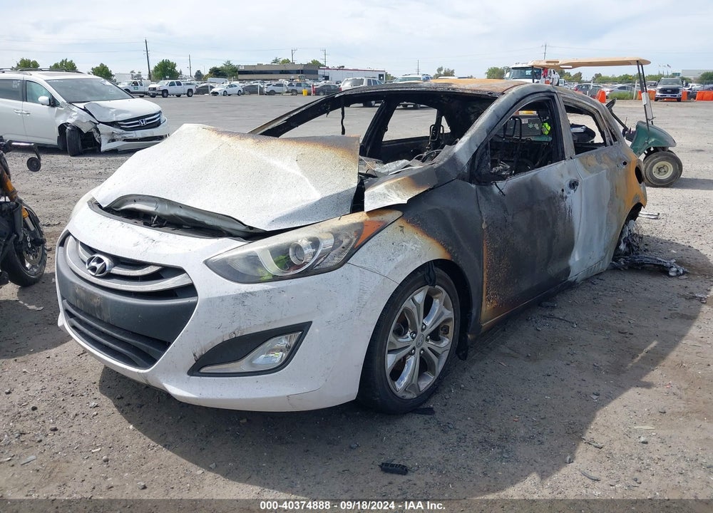2013 HYUNDAI ELANTRA GT VIN: KMHD35LE2DU124830