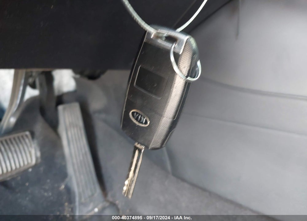 2015 KIA SOUL VIN: KNDJN2A22F7799717