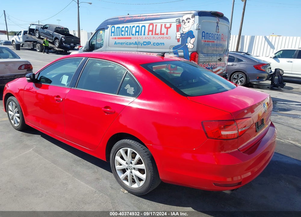 2015 VOLKSWAGEN JETTA 1.8T SE VIN: 3VWD17AJXFM255191