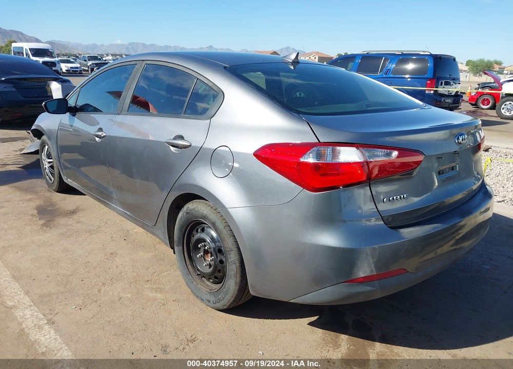 2016 KIA FORTE LX VIN: KNAFX4A61G5597654