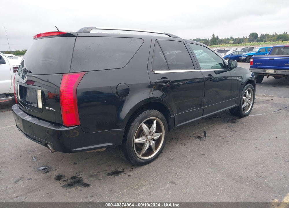 2007 CADILLAC SRX VIN: 1GYEE637170148522