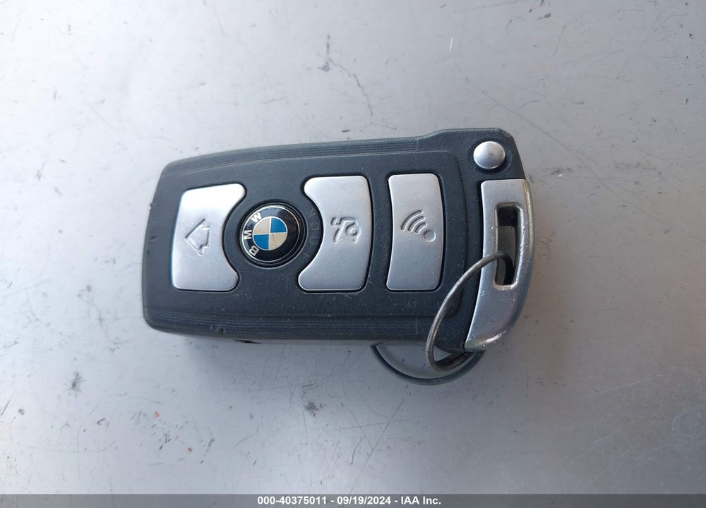 2008 BMW 750LI VIN: WBAHN83528DT85556