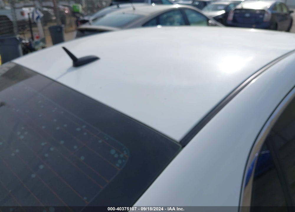 2011 CHEVROLET MALIBU 1LT VIN: 1G1ZC5EU8BF246987