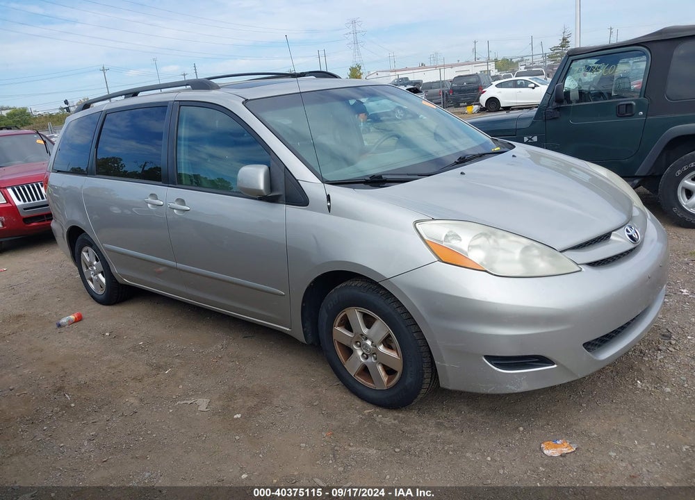 2008 TOYOTA SIENNA XLE VIN: 5TDZK22C78S115725
