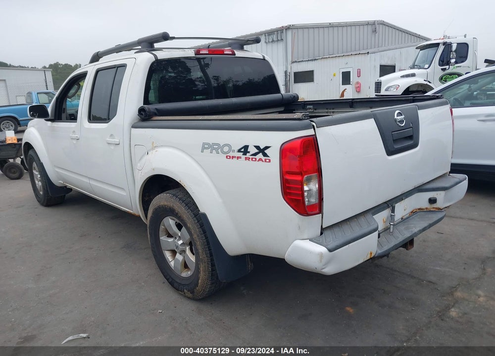 2011 NISSAN FRONTIER PRO-4X VIN: 1N6AD0EV8BC411111
