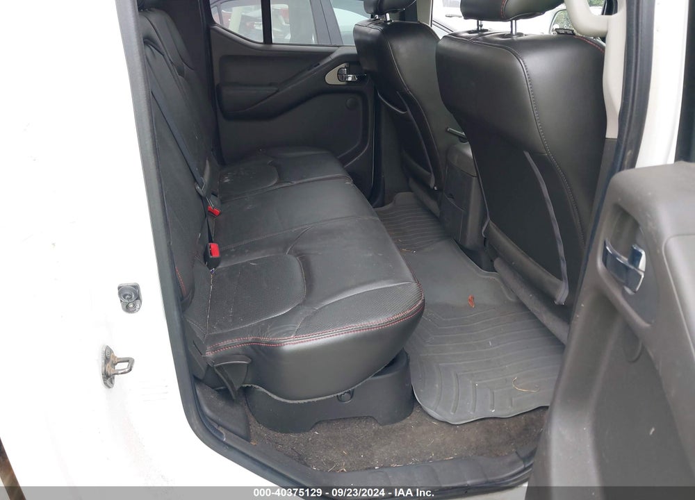 2011 NISSAN FRONTIER PRO-4X VIN: 1N6AD0EV8BC411111