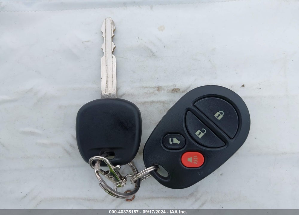 2006 TOYOTA SIENNA LE VIN: 5TDZA23C06S518573