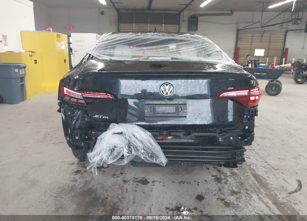2019 VOLKSWAGEN JETTA 1.4T SEL PREMIUM VIN: 3VWG57BU1KM013815