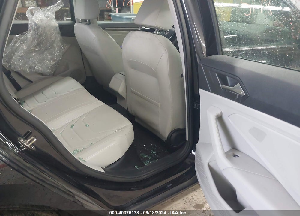 2019 VOLKSWAGEN JETTA 1.4T SEL PREMIUM VIN: 3VWG57BU1KM013815
