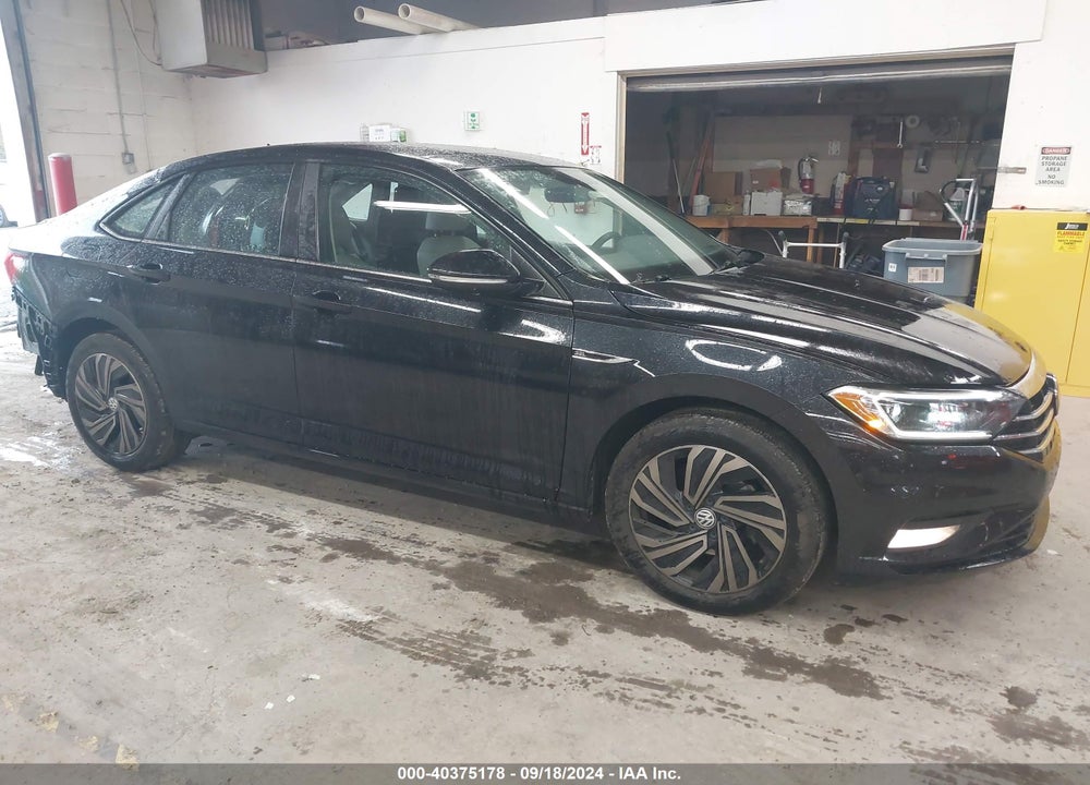 2019 VOLKSWAGEN JETTA 1.4T SEL PREMIUM VIN: 3VWG57BU1KM013815