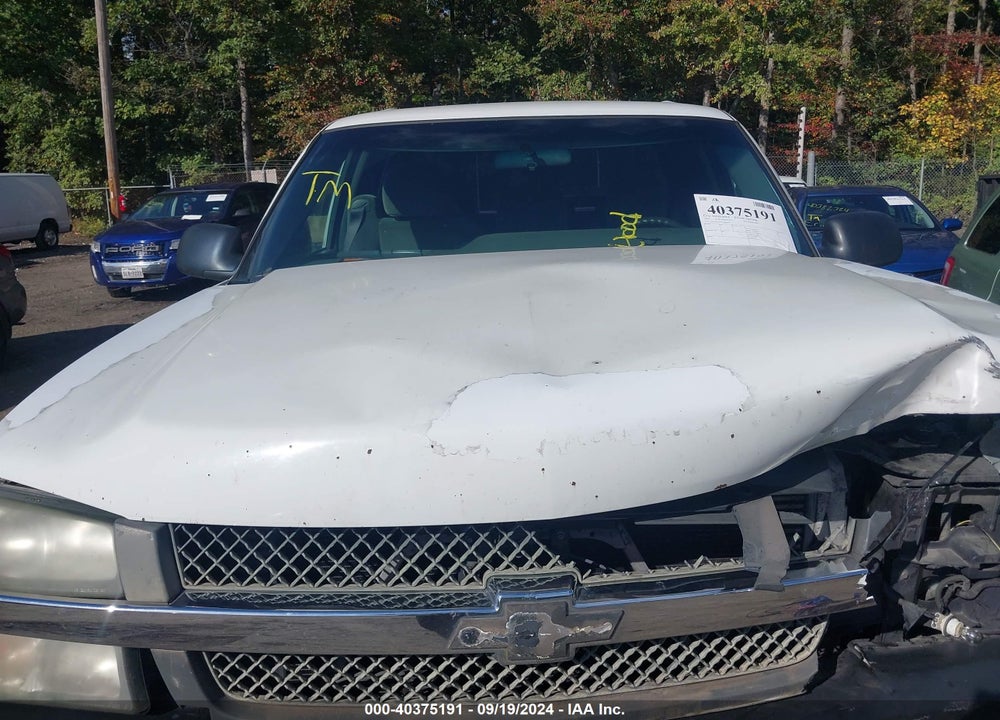 2005 CHEVROLET SILVERADO 2500HD WORK TRUCK VIN: 1GCHK23255F960277