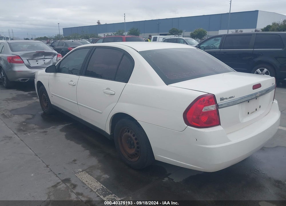 2008 CHEVROLET MALIBU CLASSIC LS VIN: 1G1ZS58F88F142041