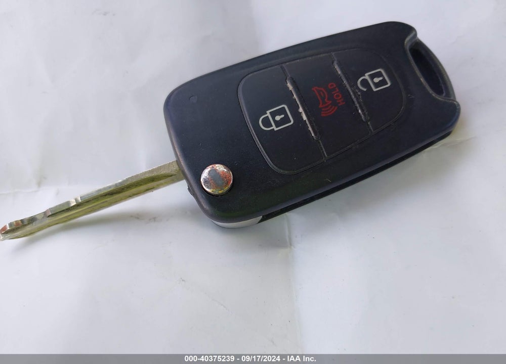 2011 KIA SOUL VIN: KNDJT2A28B7310088