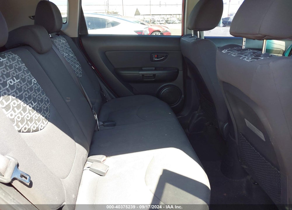 2011 KIA SOUL VIN: KNDJT2A28B7310088
