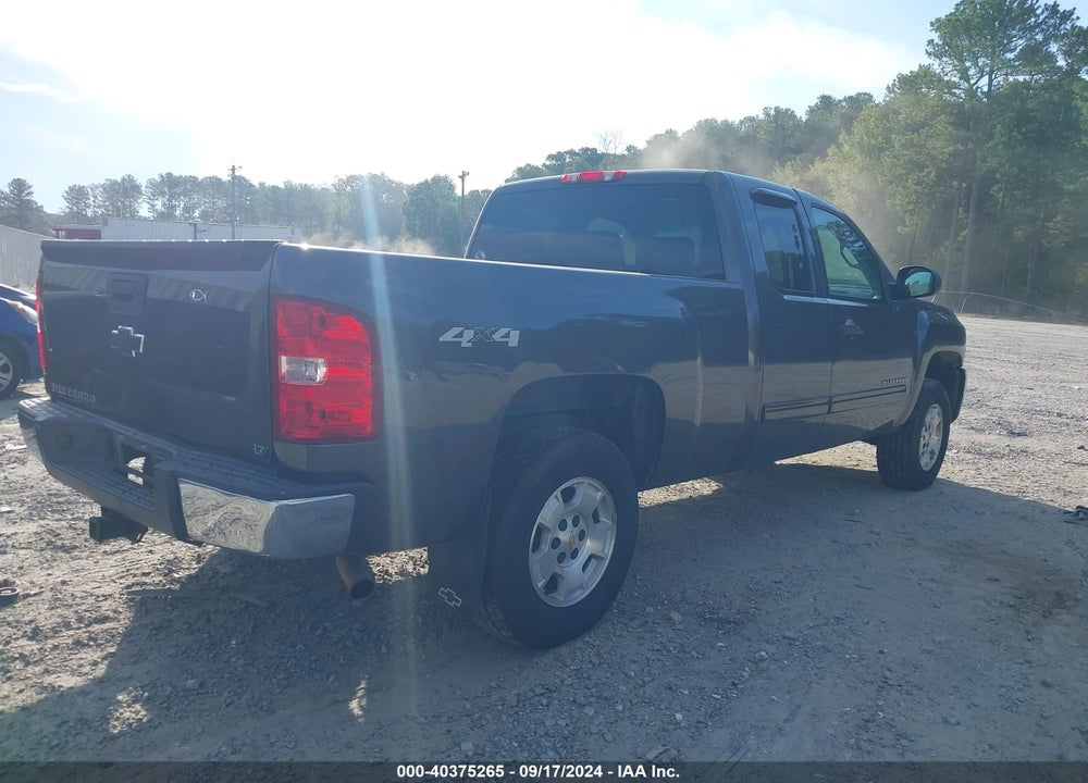 2011 CHEVROLET SILVERADO 1500 LT VIN: 1GCRKSE39BZ270004