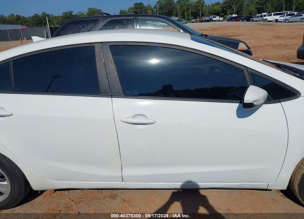 2017 KIA FORTE LX VIN: 3KPFK4A7XHE099789