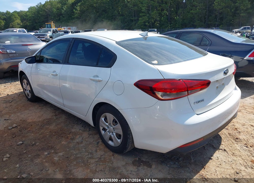 2017 KIA FORTE LX VIN: 3KPFK4A7XHE099789