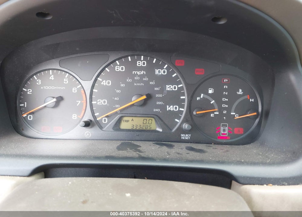 2000 HONDA ACCORD 2.3 LX VIN: JHMCG5649YC034088