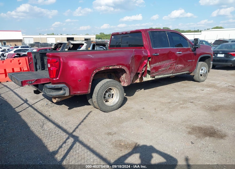 2020 CHEVROLET SILVERADO 3500HD 4WD  LONG BED LTZ VIN: 1GC4YUEY8LF215210