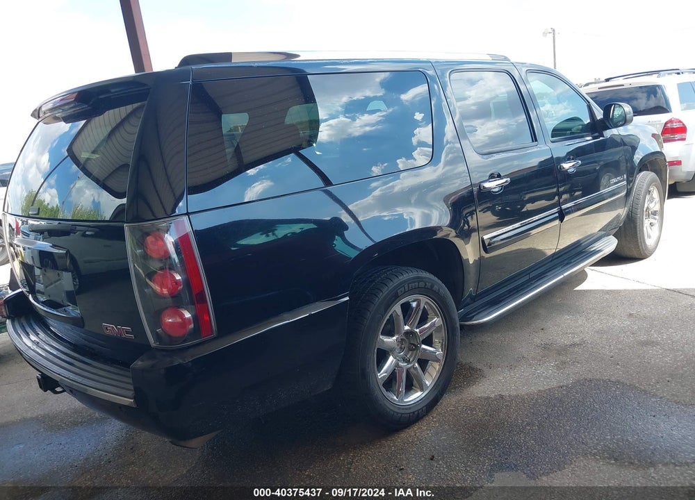 2007 GMC YUKON XL 1500 DENALI VIN: 1GKFK66837J386023