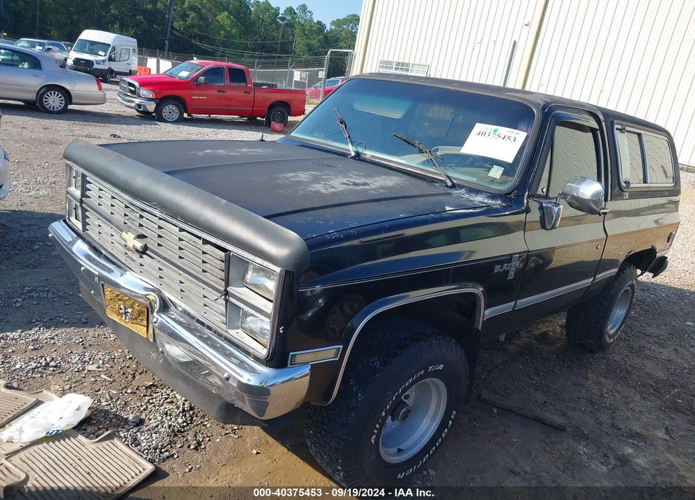 1988 CHEVROLET BLAZER V10 VIN: 1GNEV18K7JF198858