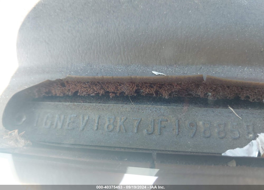 1988 CHEVROLET BLAZER V10 VIN: 1GNEV18K7JF198858