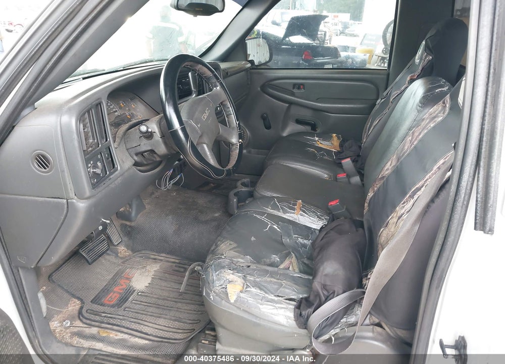 2003 GMC SIERRA 1500 WORK TRUCK VIN: 1GTEC14V63Z201457