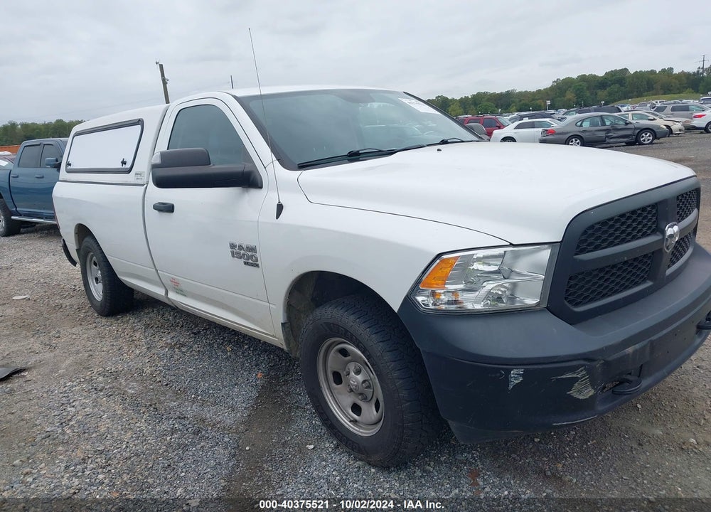 2019 RAM 1500 CLASSIC TRADESMAN REGULAR CAB 4X4 8' BOX VIN: 3C6JR7DG1KG627497