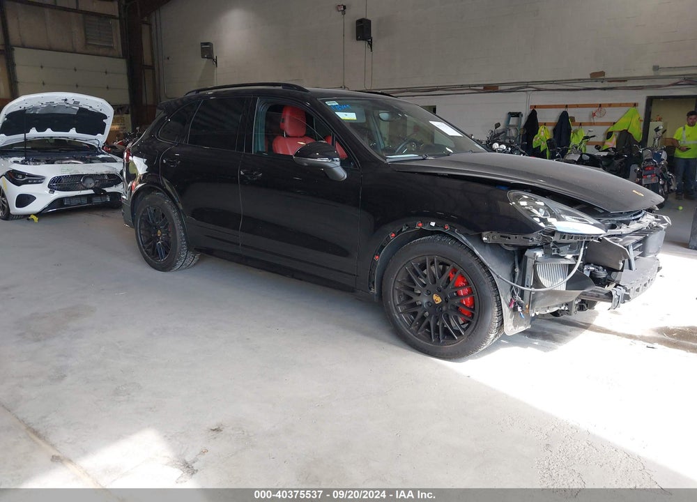 2017 PORSCHE CAYENNE GTS VIN: WP1AD2A28HLA83397