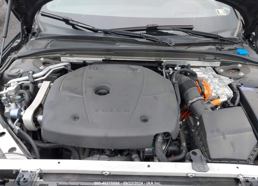 2022 VOLVO S60 RECHARGE PLUG-IN HYBRID T8 BLACK EDITION R-DESIGN EXTENDED RANGE VIN: 7JRH60FD4NG192633