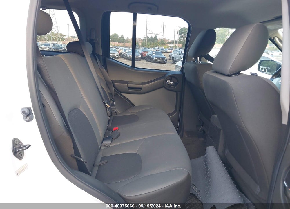 2011 NISSAN XTERRA S VIN: 5N1AN0NW7BC524438