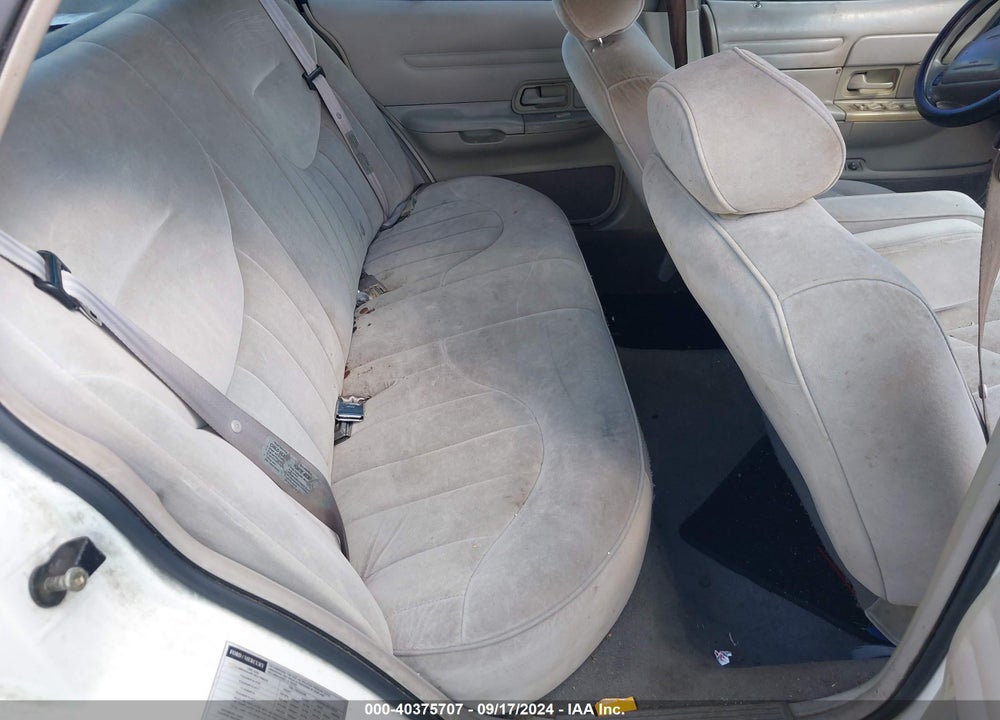 1998 FORD CROWN VICTORIA VIN: 2FAFP73W3WX102729