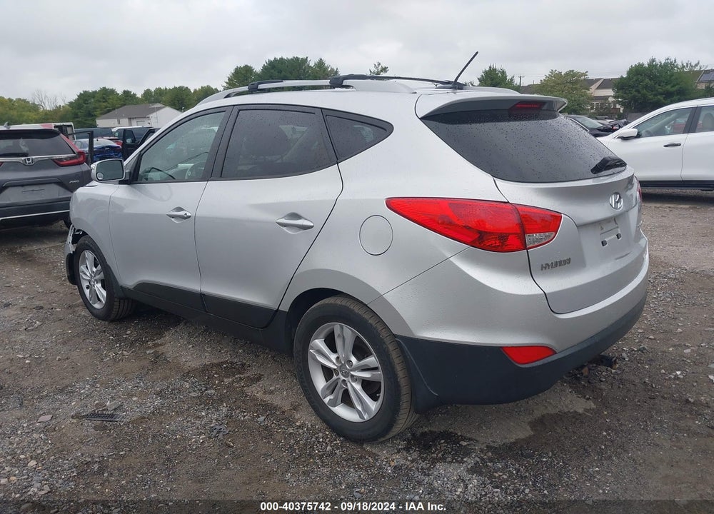 2013 HYUNDAI TUCSON GLS VIN: KM8JUCAC5DU732380