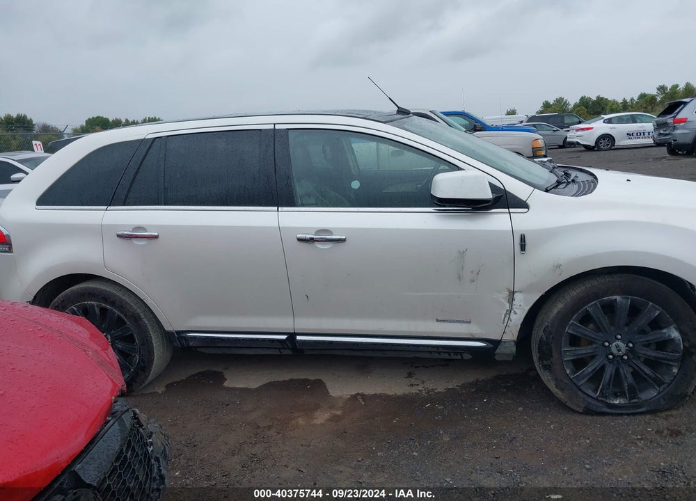2011 LINCOLN MKX VIN: 2LMDJ8JK4BBJ02190