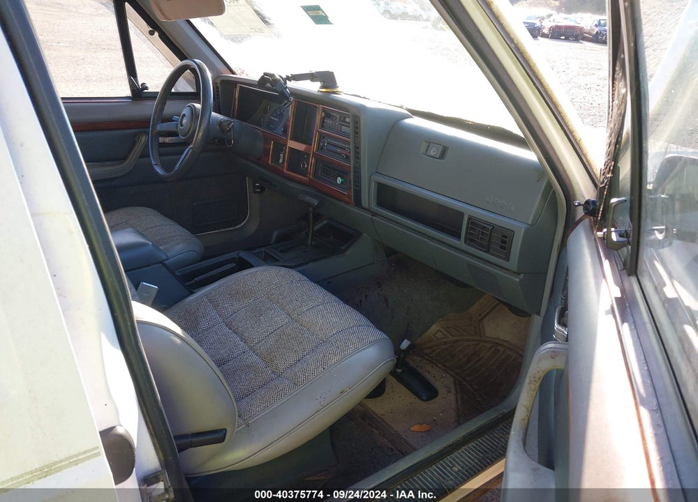 1993 JEEP CHEROKEE COUNTRY VIN: 1J4FJ78S8PL608860