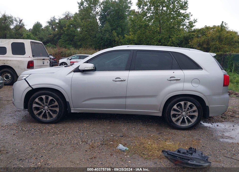 2015 KIA SORENTO SX V6 VIN: 5XYKW4A7XFG566566