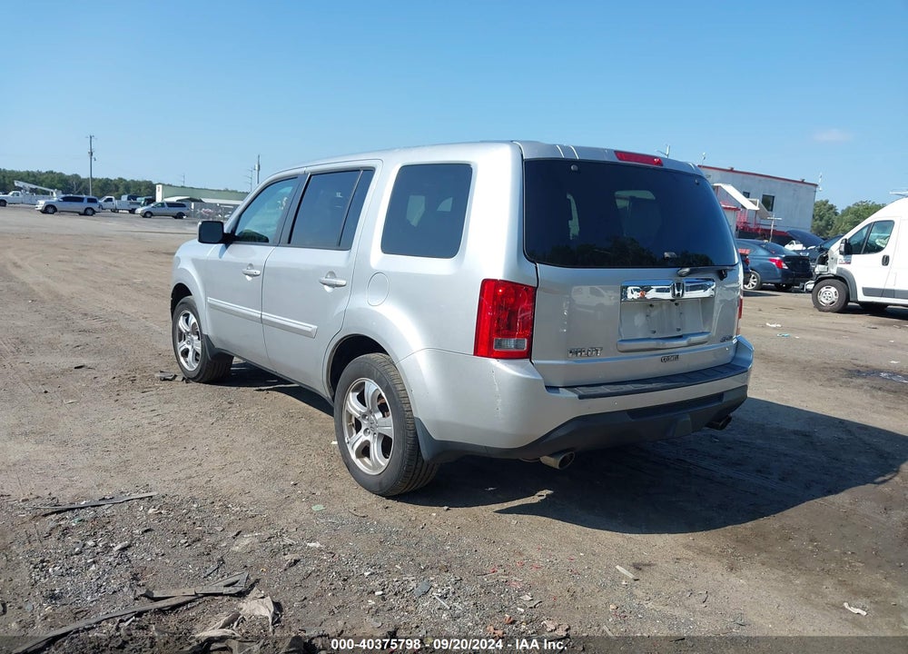 2013 HONDA PILOT VIN: 5FNYF4H50DB010303