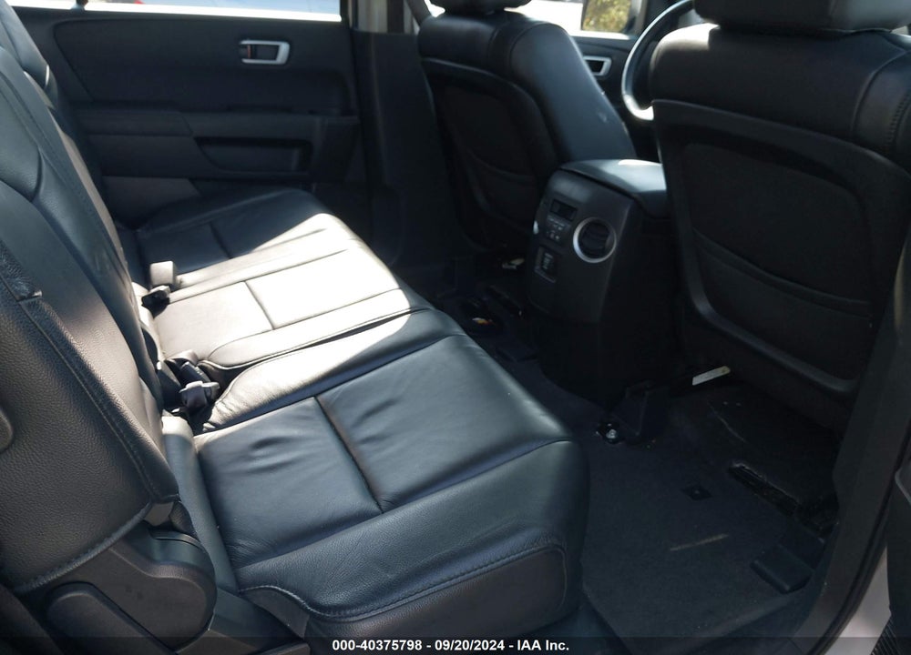 2013 HONDA PILOT VIN: 5FNYF4H50DB010303