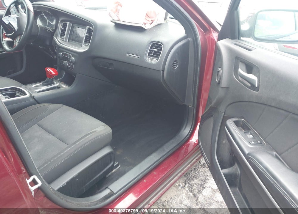 2019 DODGE CHARGER SXT RWD VIN: 2C3CDXBG6KH658445
