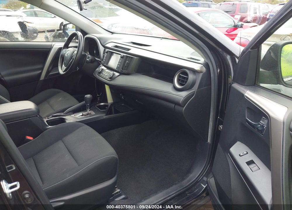2016 TOYOTA RAV4 HYBRID XLE VIN: JTMRJREV3GD039231