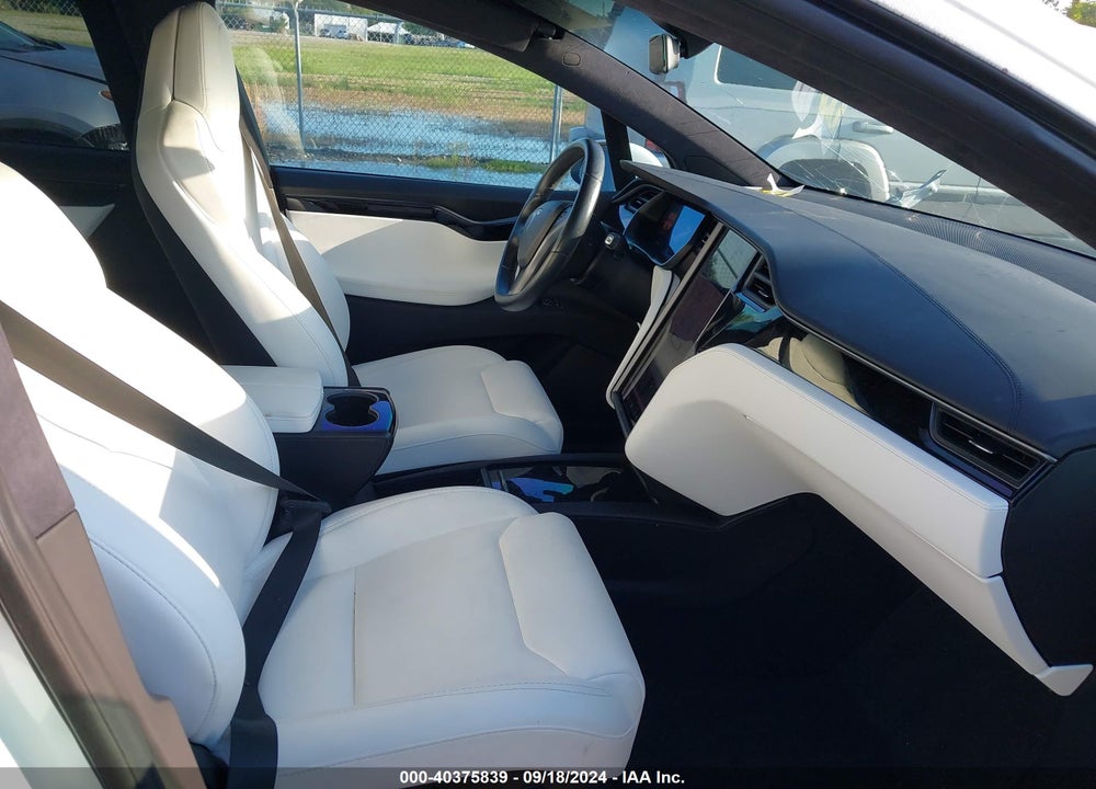 2018 TESLA MODEL X 100D/75D/P100D VIN: 5YJXCBE29JF120426