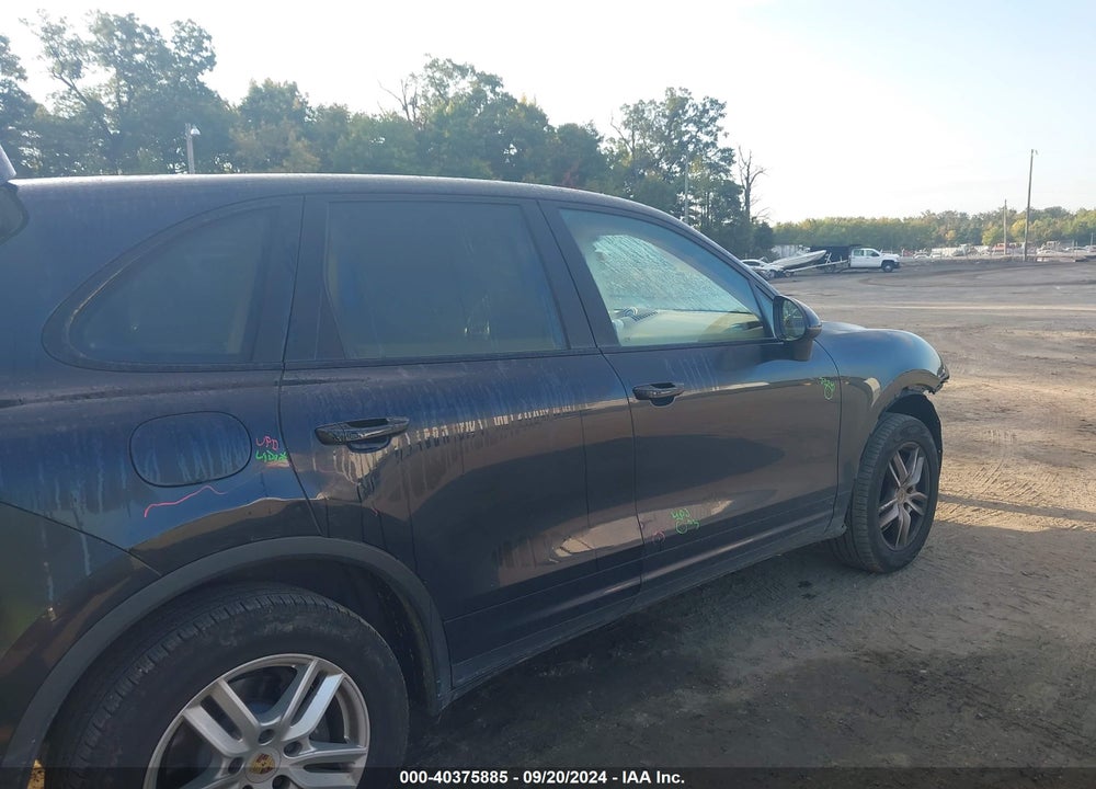 2016 PORSCHE CAYENNE VIN: WP1AA2A27GKA11197