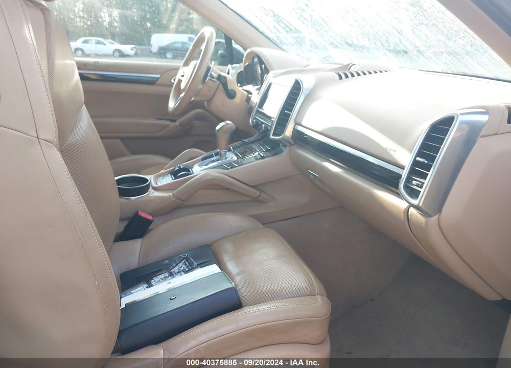 2016 PORSCHE CAYENNE VIN: WP1AA2A27GKA11197