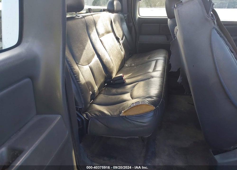 2006 CHEVROLET SILVERADO 2500HD WORK TRUCK VIN: 1GCHK29D66E148048