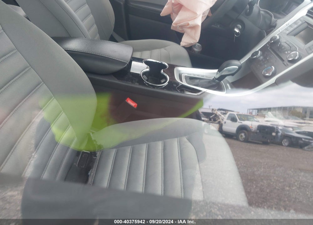2015 FORD FUSION S VIN: 3FA6P0G79FR138742