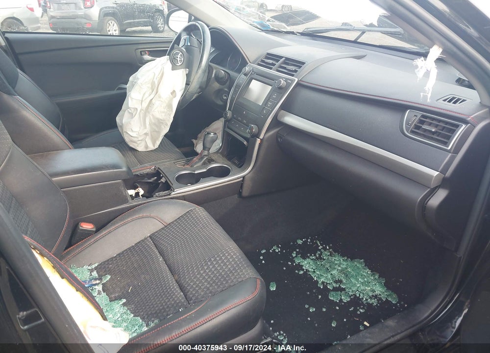 2015 TOYOTA CAMRY SE VIN: 4T1BF1FK9FU067683
